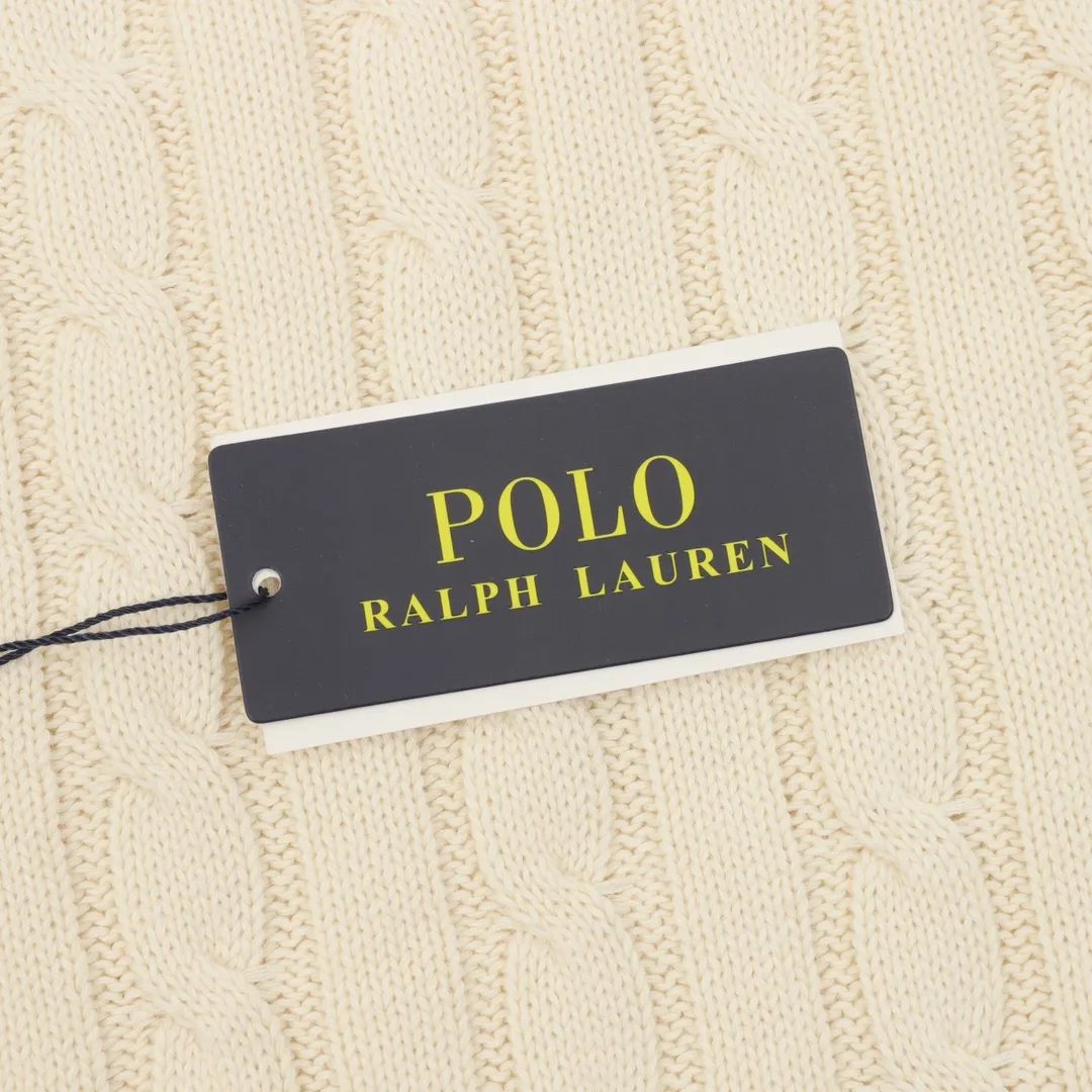 🅿️480 Ralph Lauren 25FW small label knitted sweetheart neck sweater Ralph Lauren (RALPH LAUREN) is the "American classic" brand in the fashion industry. Founded by Mr. Ralph Lauren in 1968, it is a high-end fashion brand with a strong American flavor. The styles are highly stylized and should be regarded as the clothing brand that best represents American culture (this can be seen from the fact that the uniforms of the US team in many Olympic Games have been provided by Ralph Lauren). Size: S-L